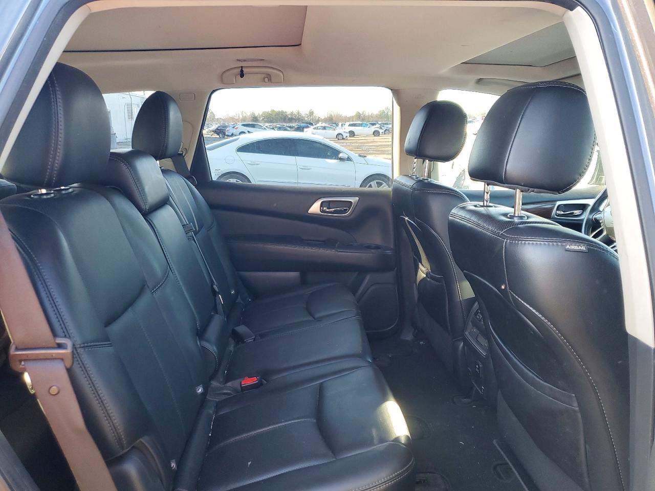 2017 NISSAN PATHFINDER S photo 11