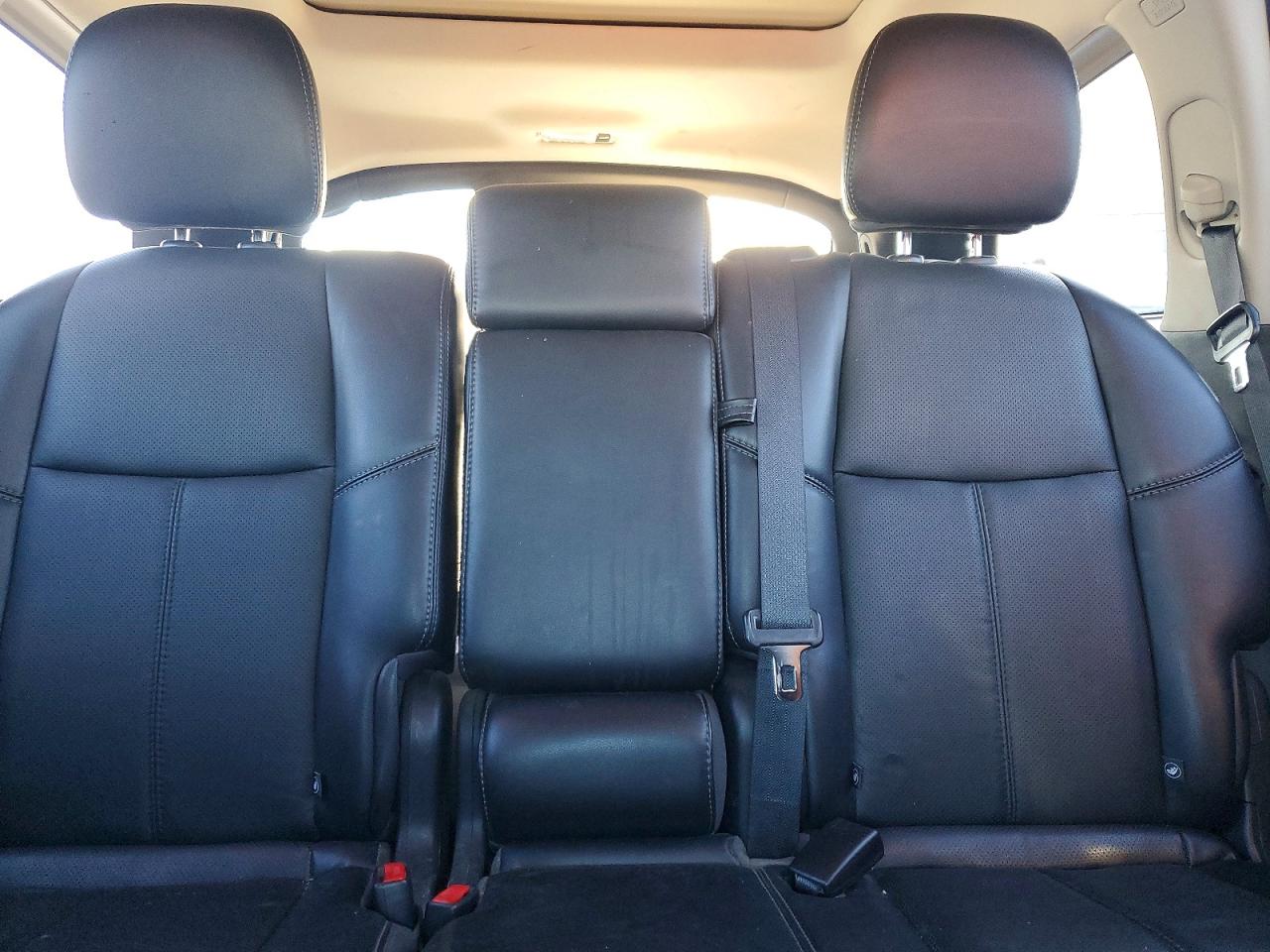 2017 NISSAN PATHFINDER S photo 10