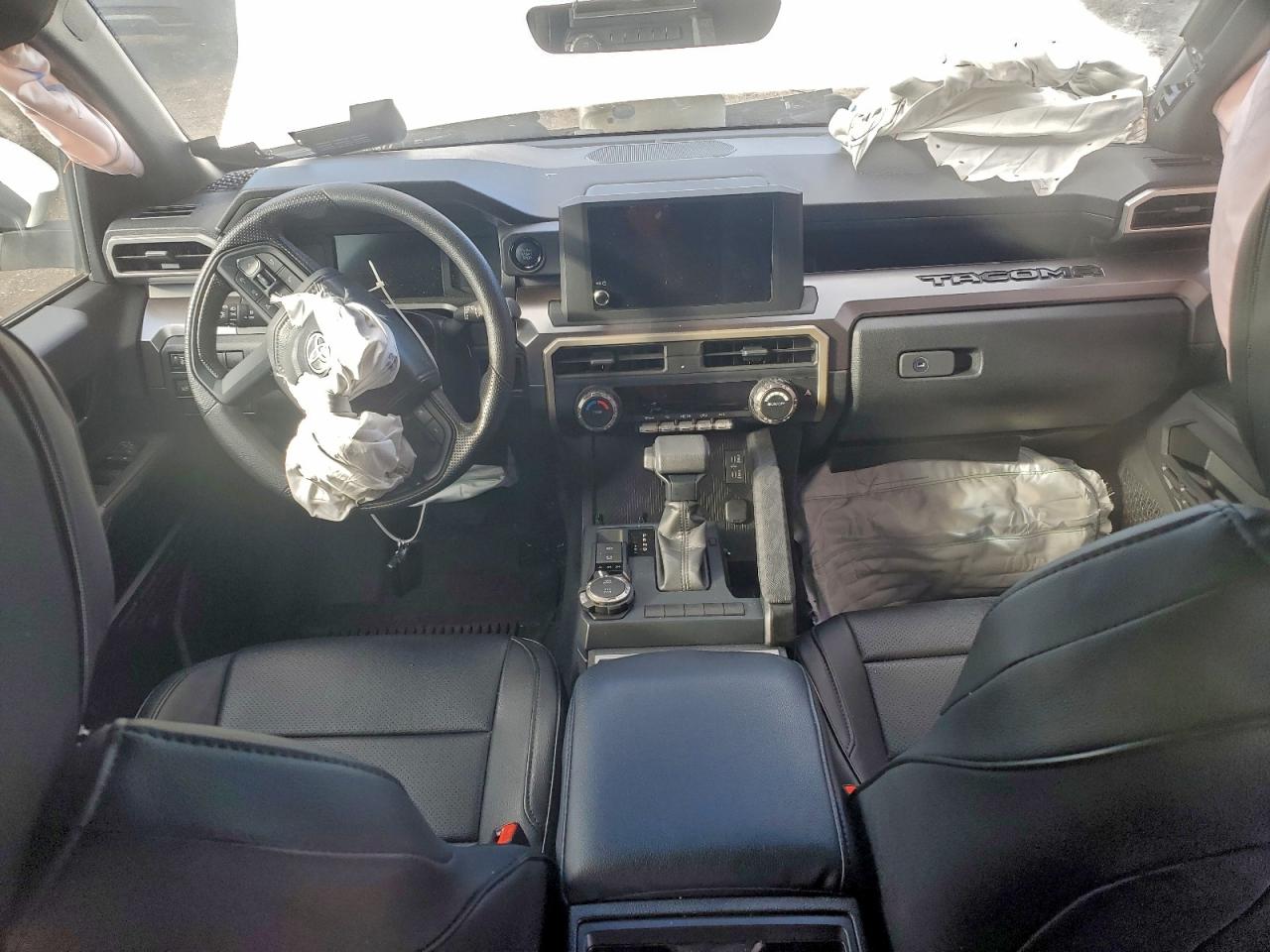 2024 TOYOTA TACOMA DOUBLE CAB photo 15