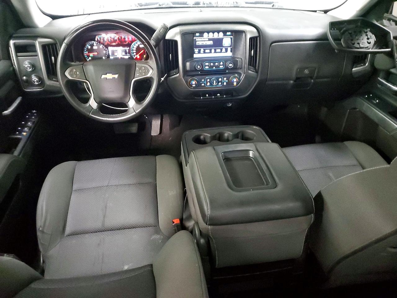 2017 CHEVROLET SILVERADO K1500 LT photo 8