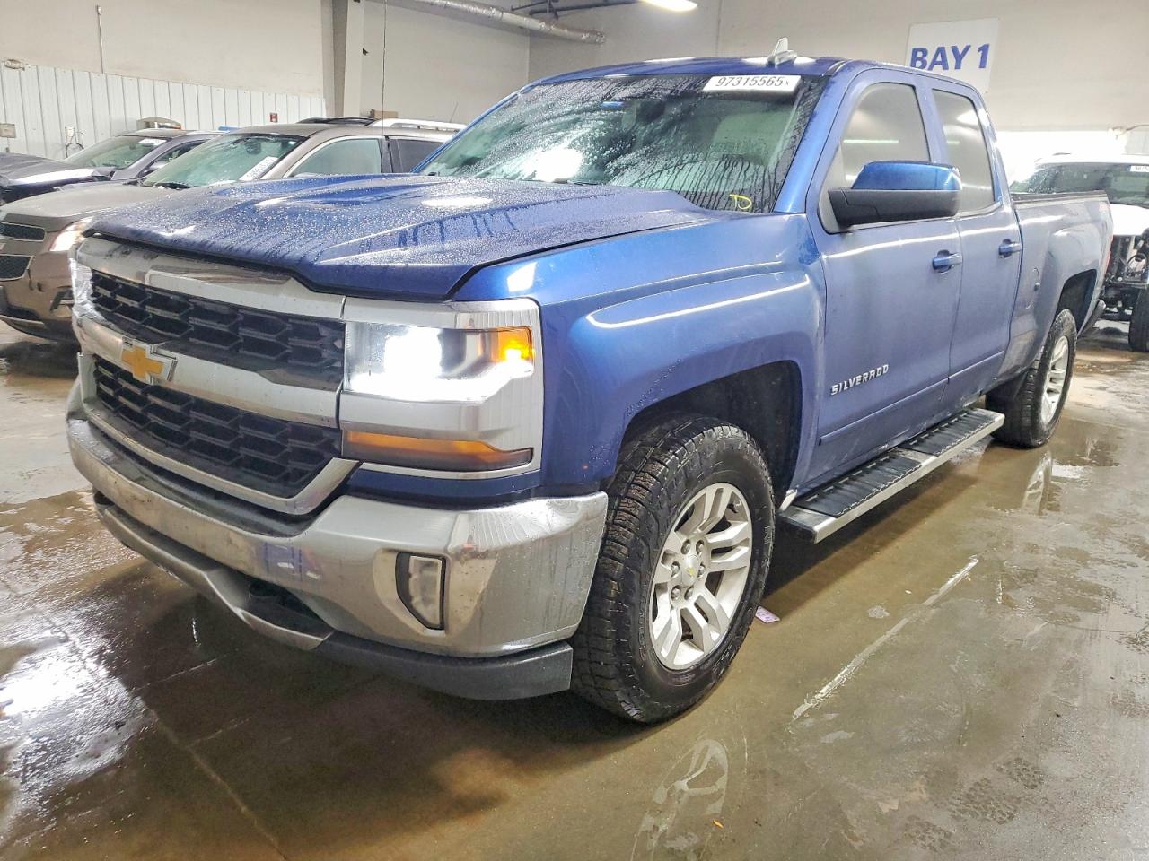 2017 CHEVROLET SILVERADO