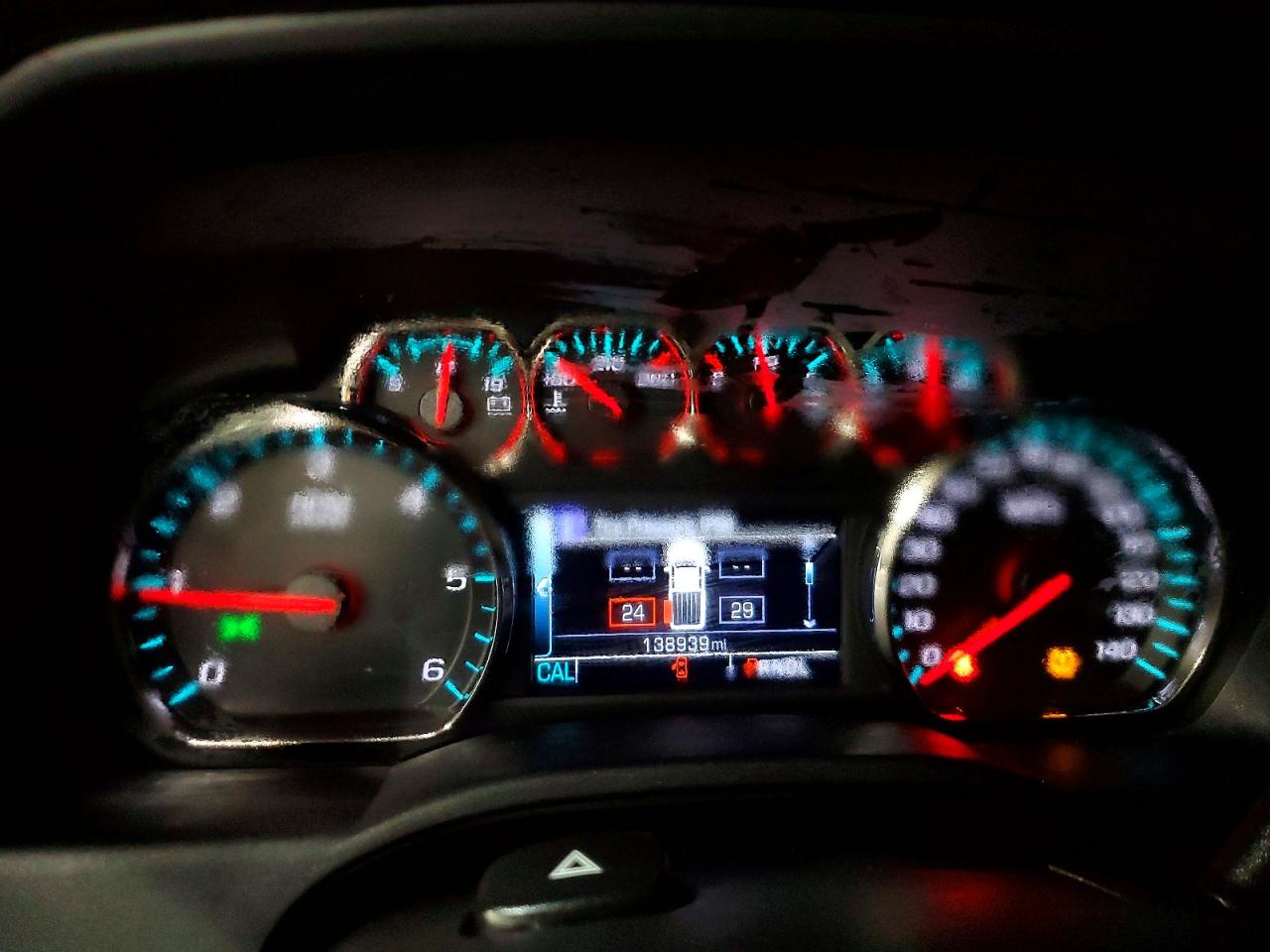 2017 CHEVROLET SILVERADO K1500 LT photo 9