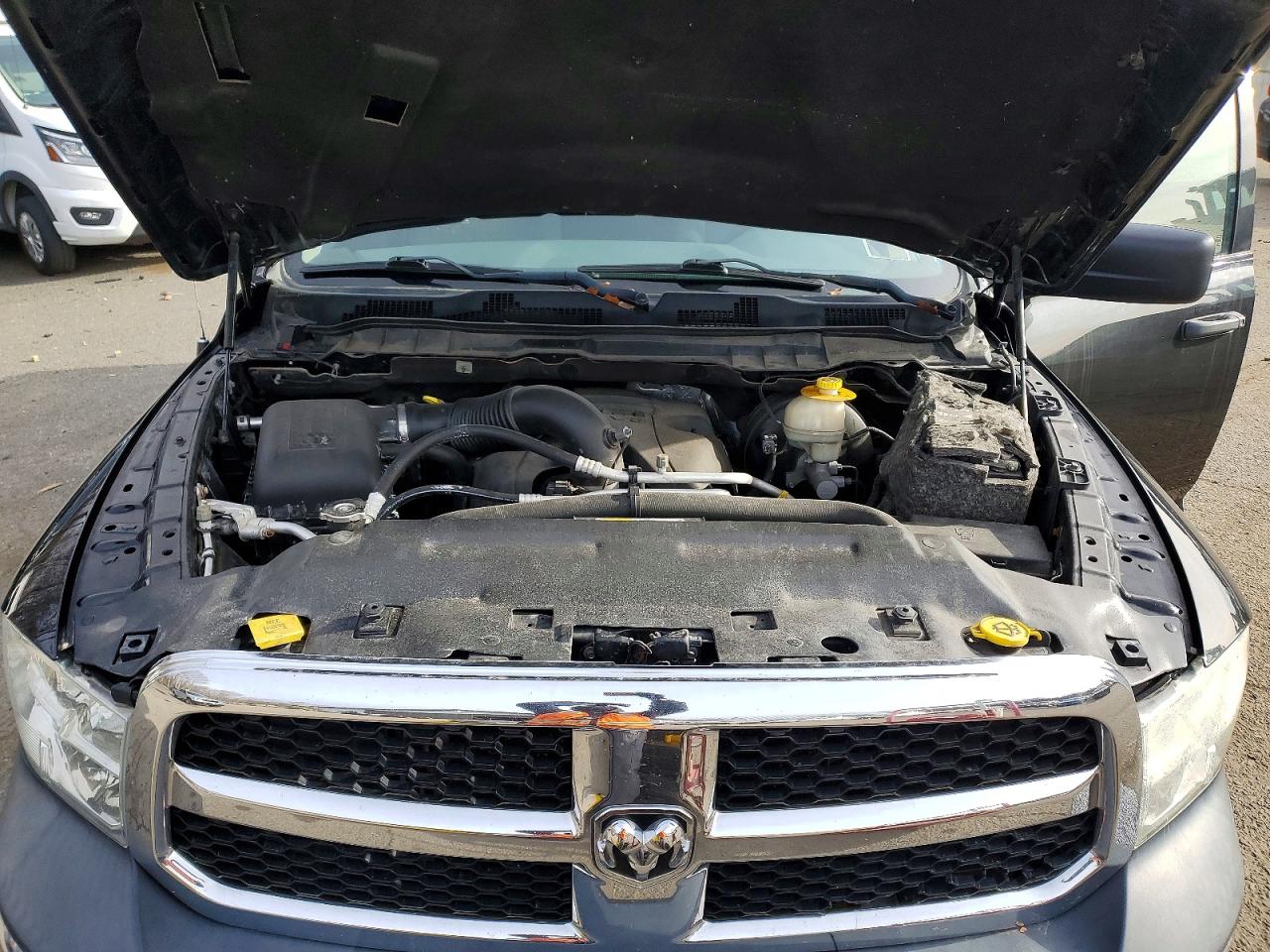 2016 RAM 1500 ST photo 11