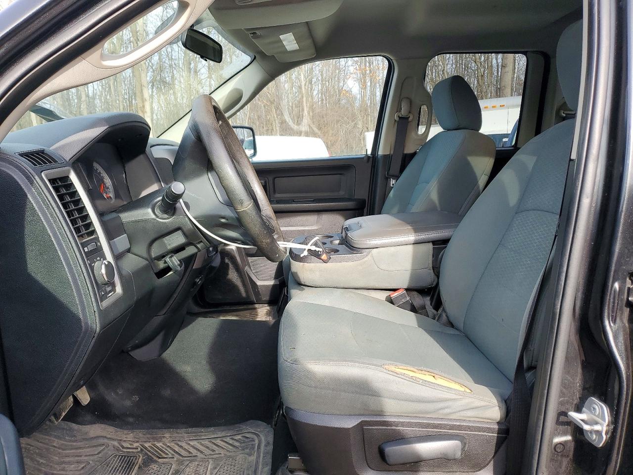 2016 RAM 1500 ST photo 7