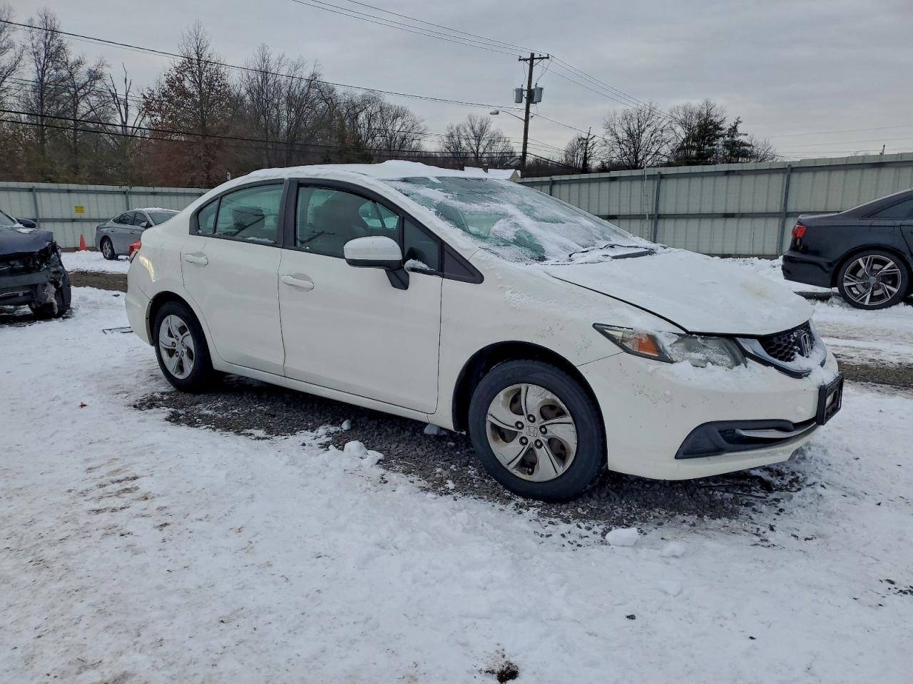 2015 HONDA CIVIC LX photo 4