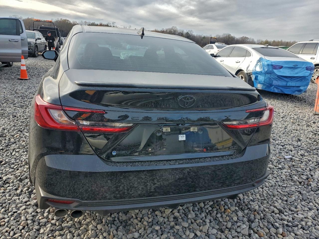 2025 TOYOTA CAMRY XSE photo 11