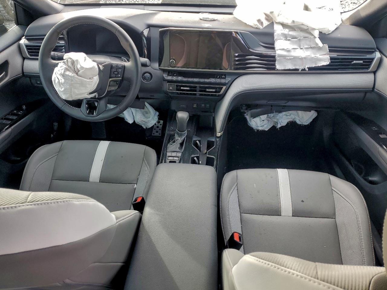 2025 TOYOTA CAMRY XSE photo 15
