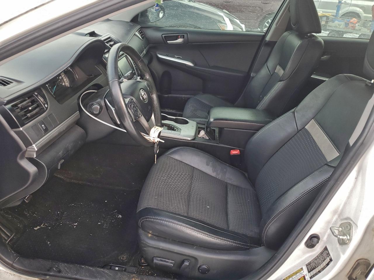 2012 TOYOTA CAMRY BASE photo 19