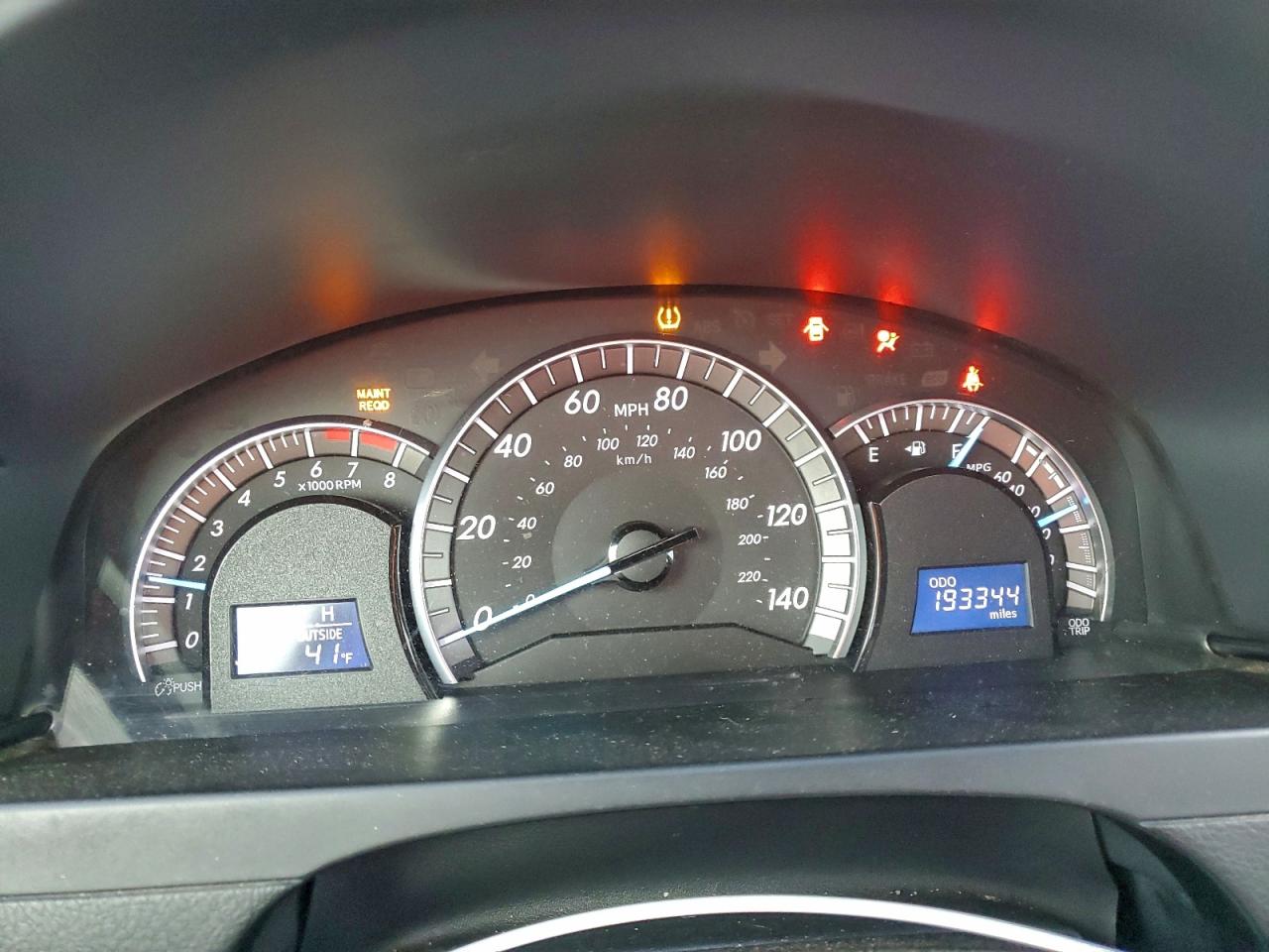 2012 TOYOTA CAMRY BASE photo 25