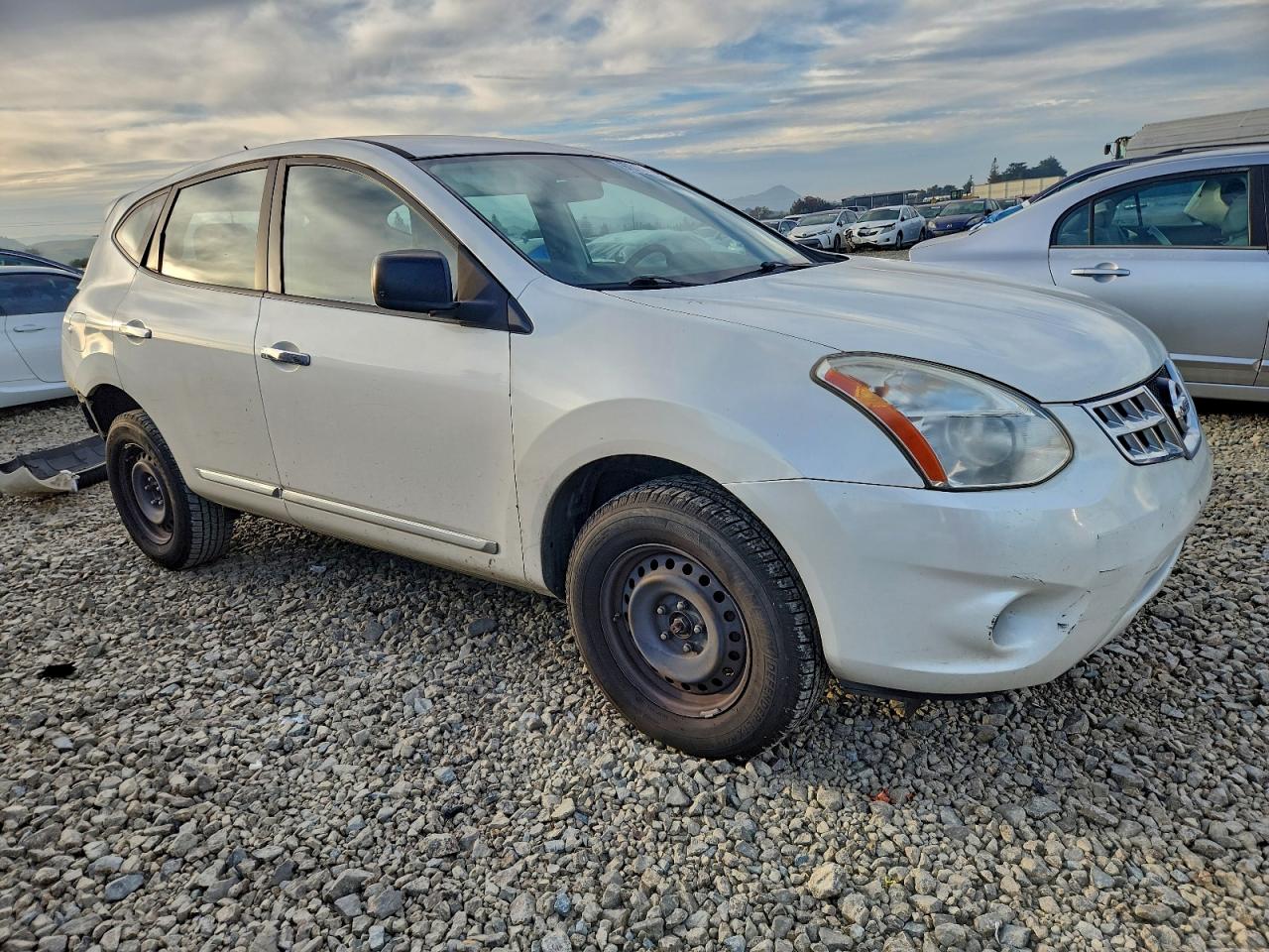 2013 NISSAN ROGUE S photo 10