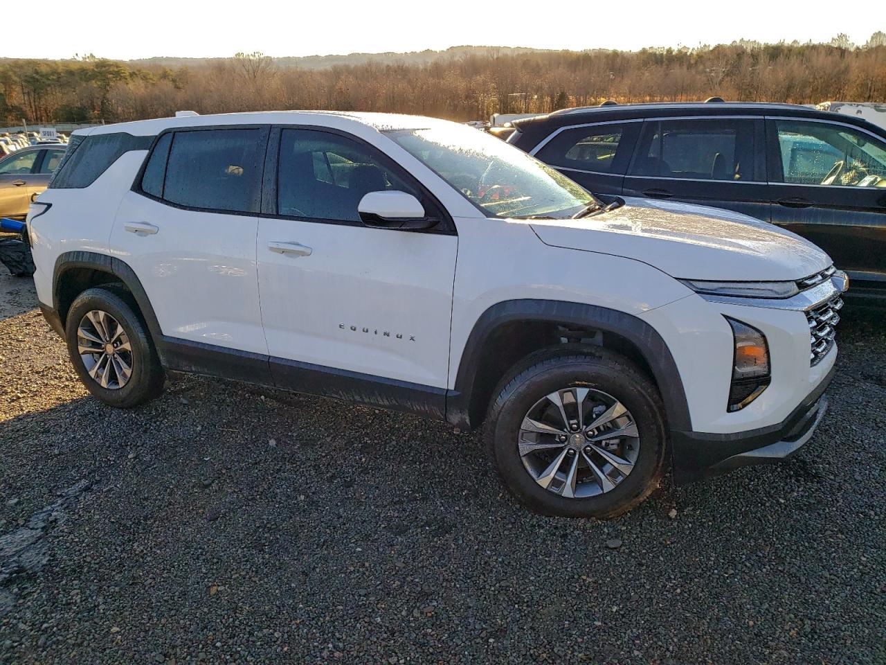 2026 CHEVROLET EQUINOX LT photo 4