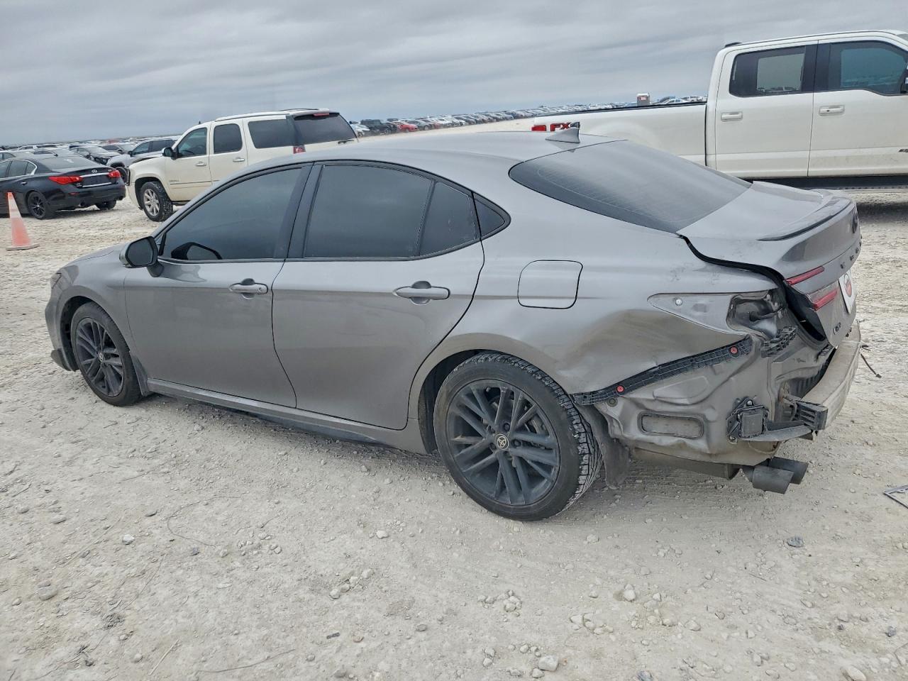 2025 TOYOTA CAMRY photo 2