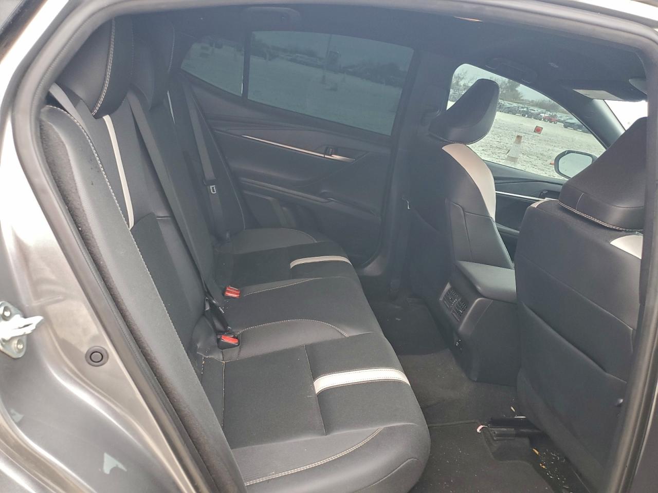 2025 TOYOTA CAMRY photo 10