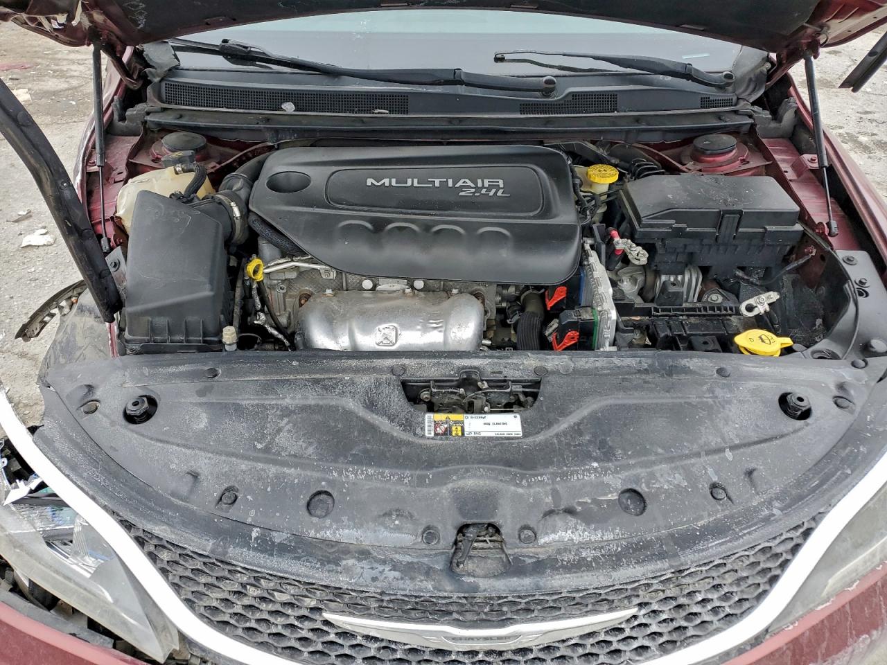 2015 CHRYSLER 200 LIMITED photo 31