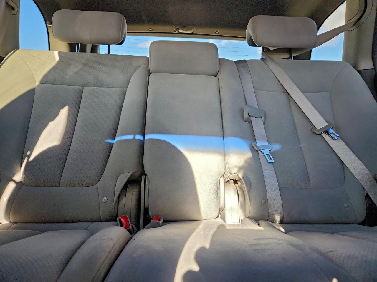 2009 HYUNDAI SANTA FE GLS photo 37