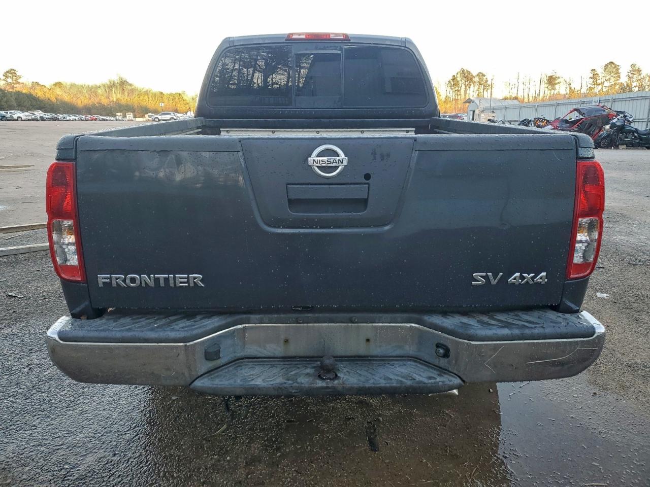 2011 NISSAN FRONTIER SV photo 6