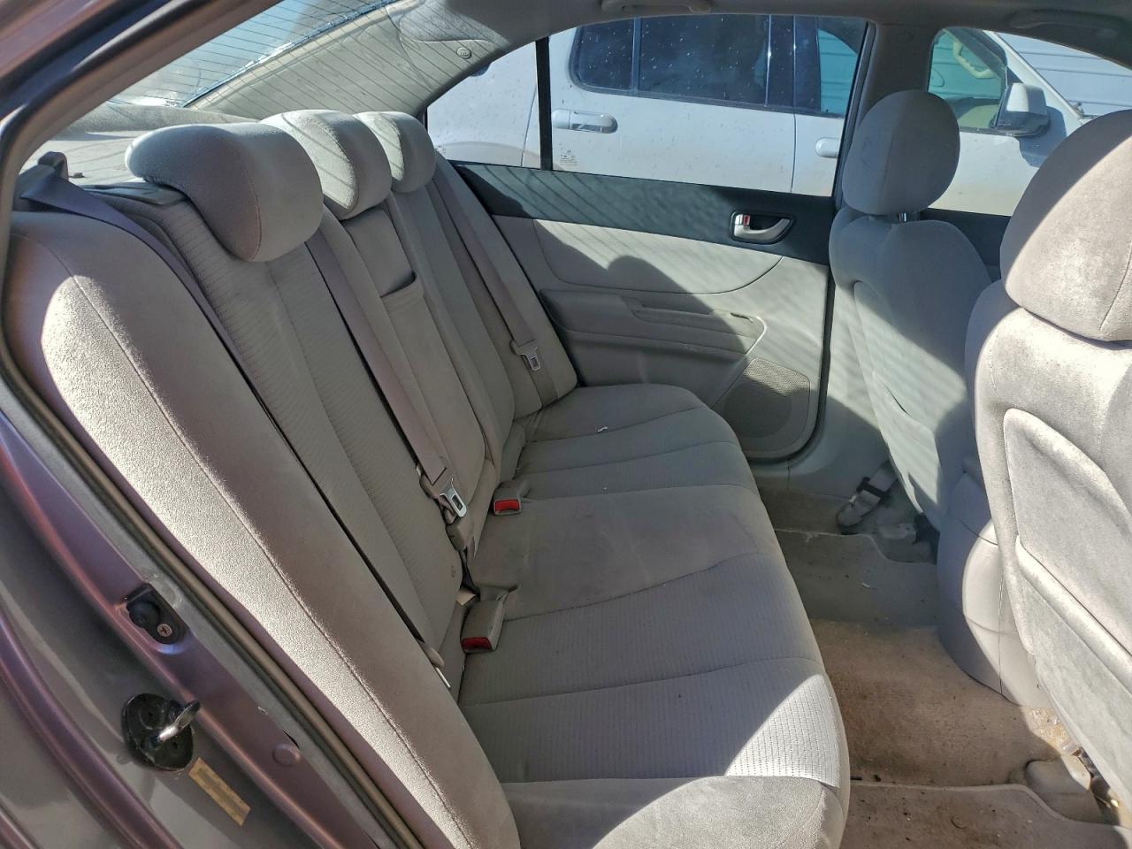 2008 HYUNDAI SONATA GLS photo 28