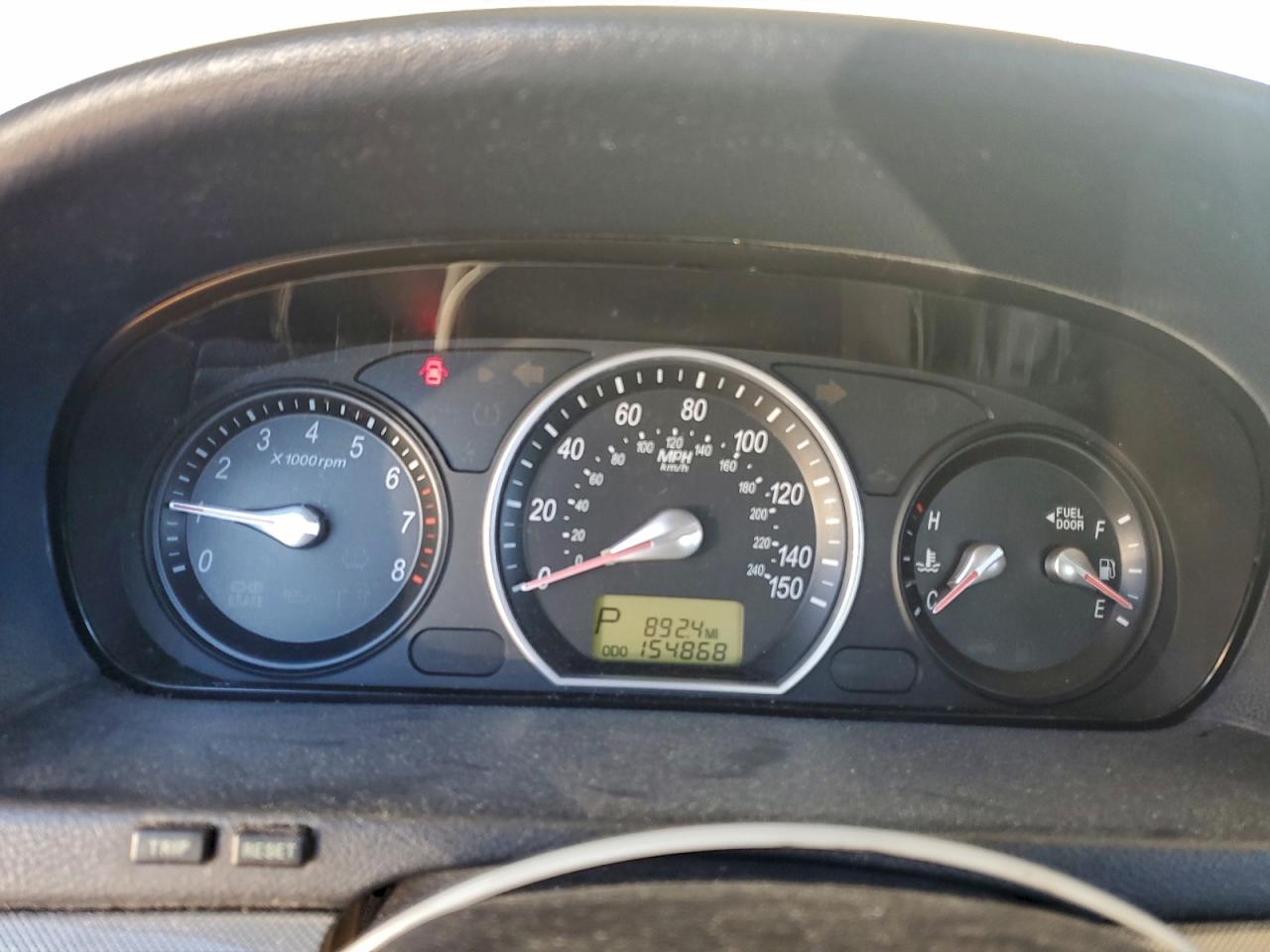 2008 HYUNDAI SONATA GLS photo 25
