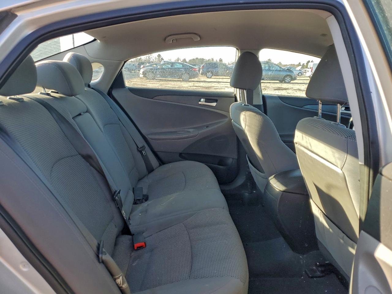 2011 HYUNDAI SONATA GLS photo 19