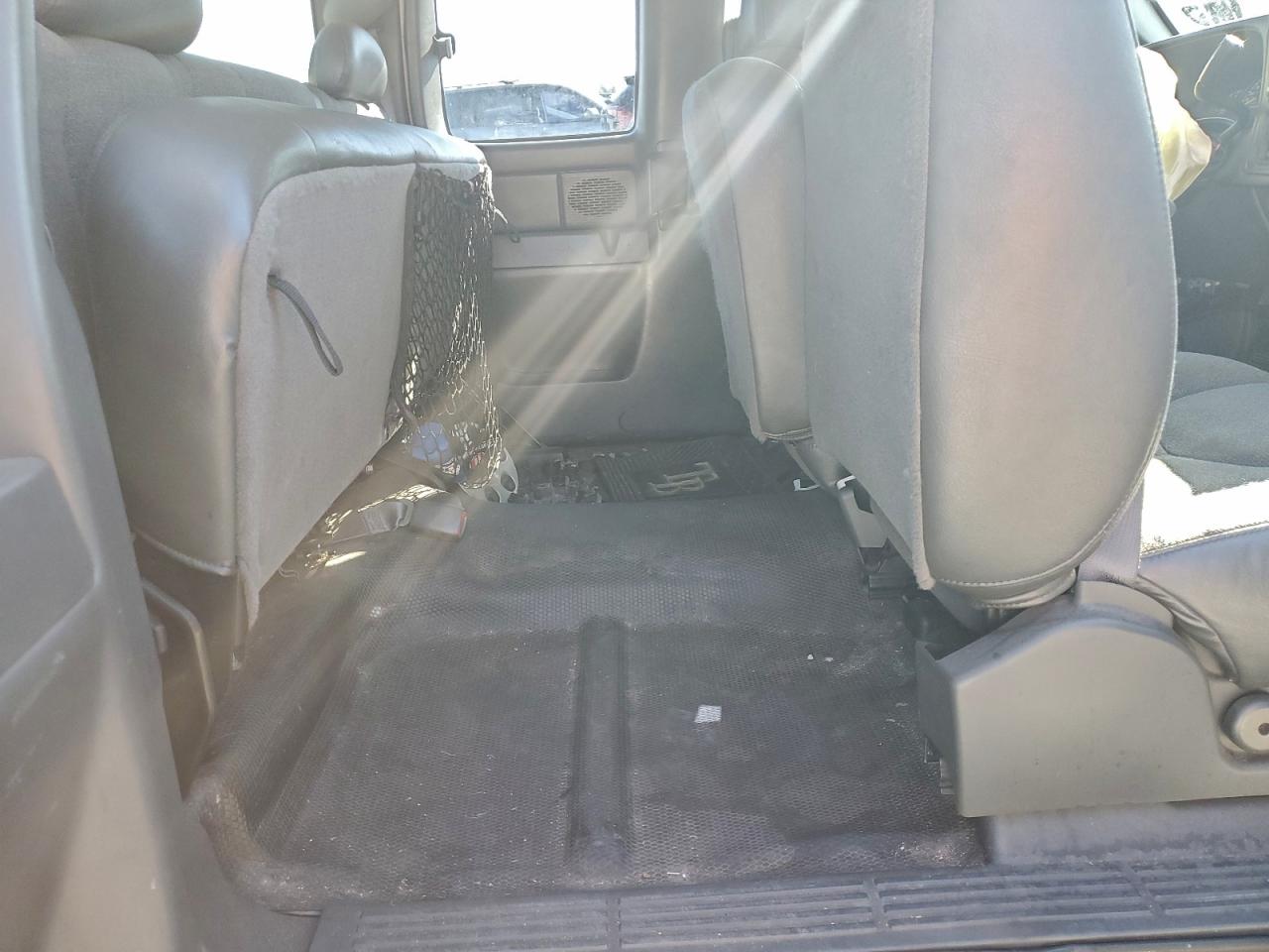 2006 CHEVROLET SILVERADO C1500 photo 28