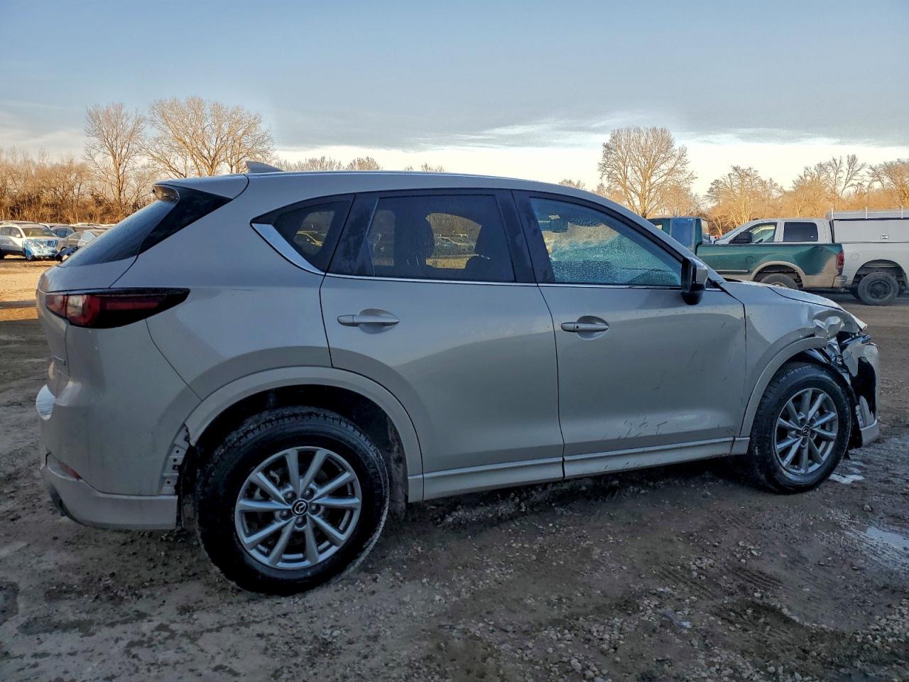 2025 MAZDA CX-5 PREFERRED photo 5