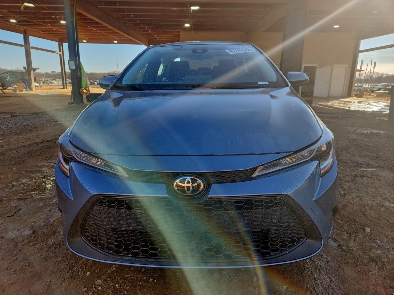 2022 TOYOTA COROLLA LE photo 5
