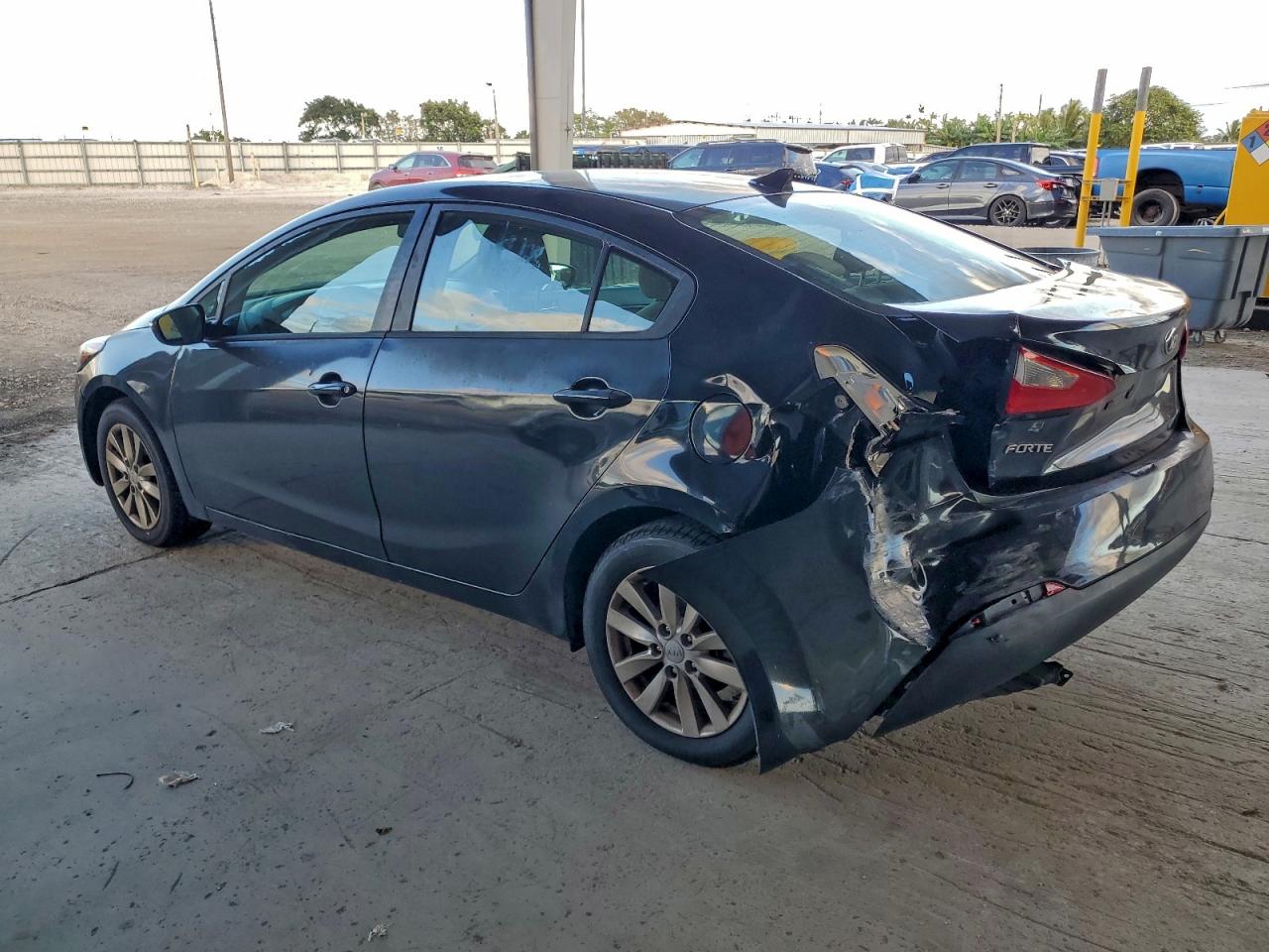 2014 KIA FORTE LX photo 4
