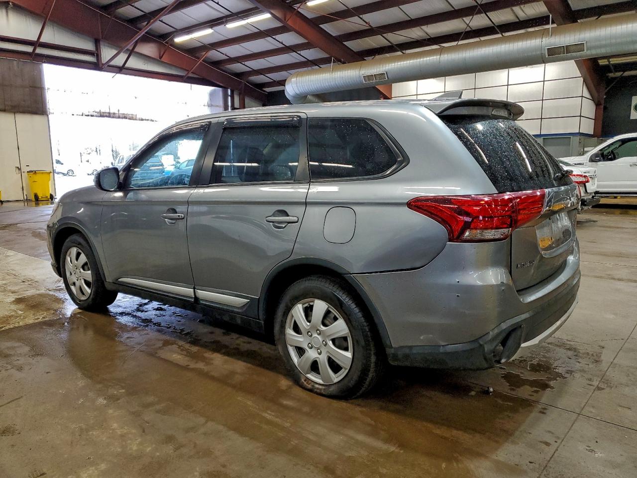 2017 MITSUBISHI OUTLANDER SE photo 4
