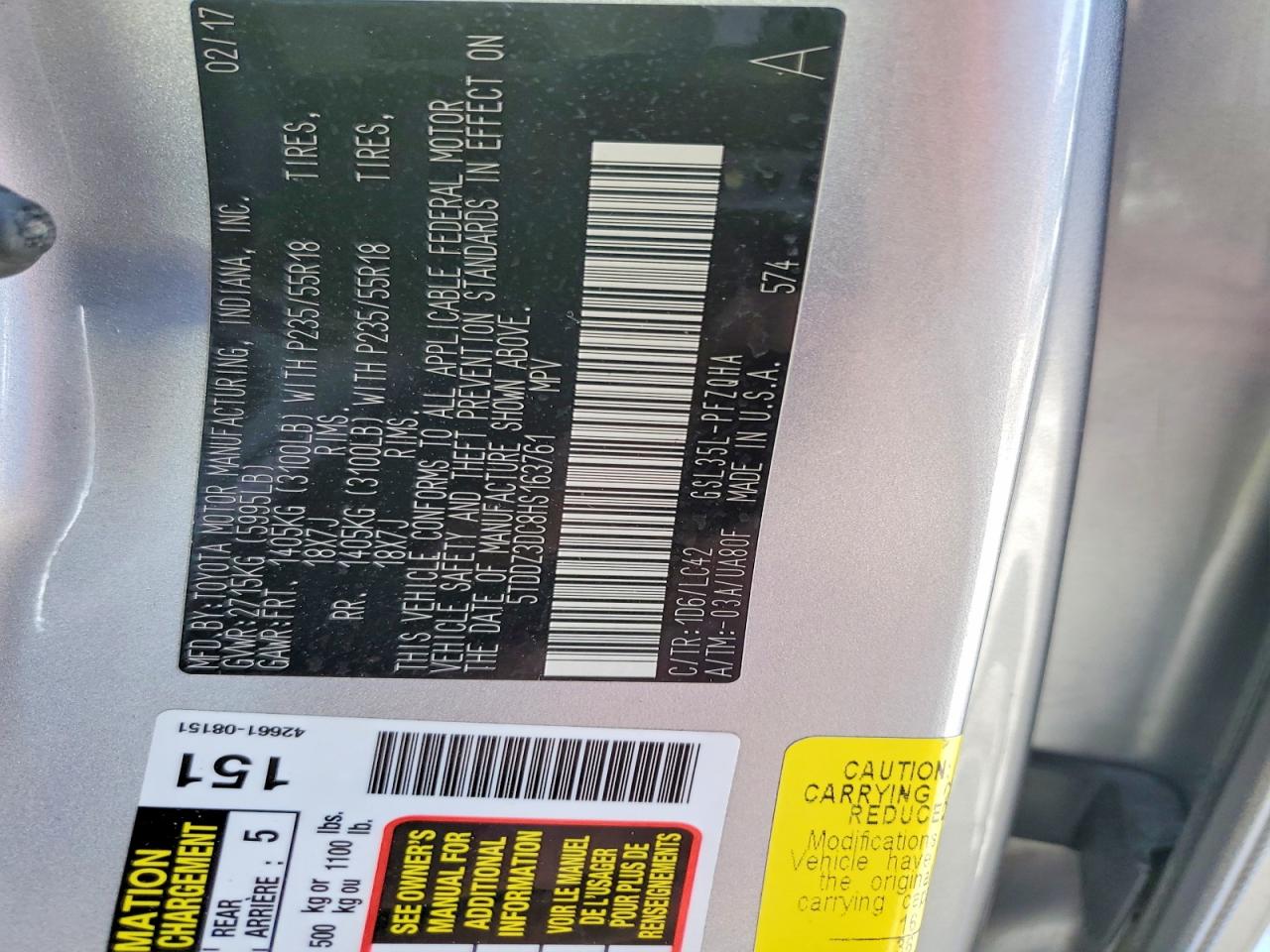 2017 TOYOTA SIENNA XLE photo 14