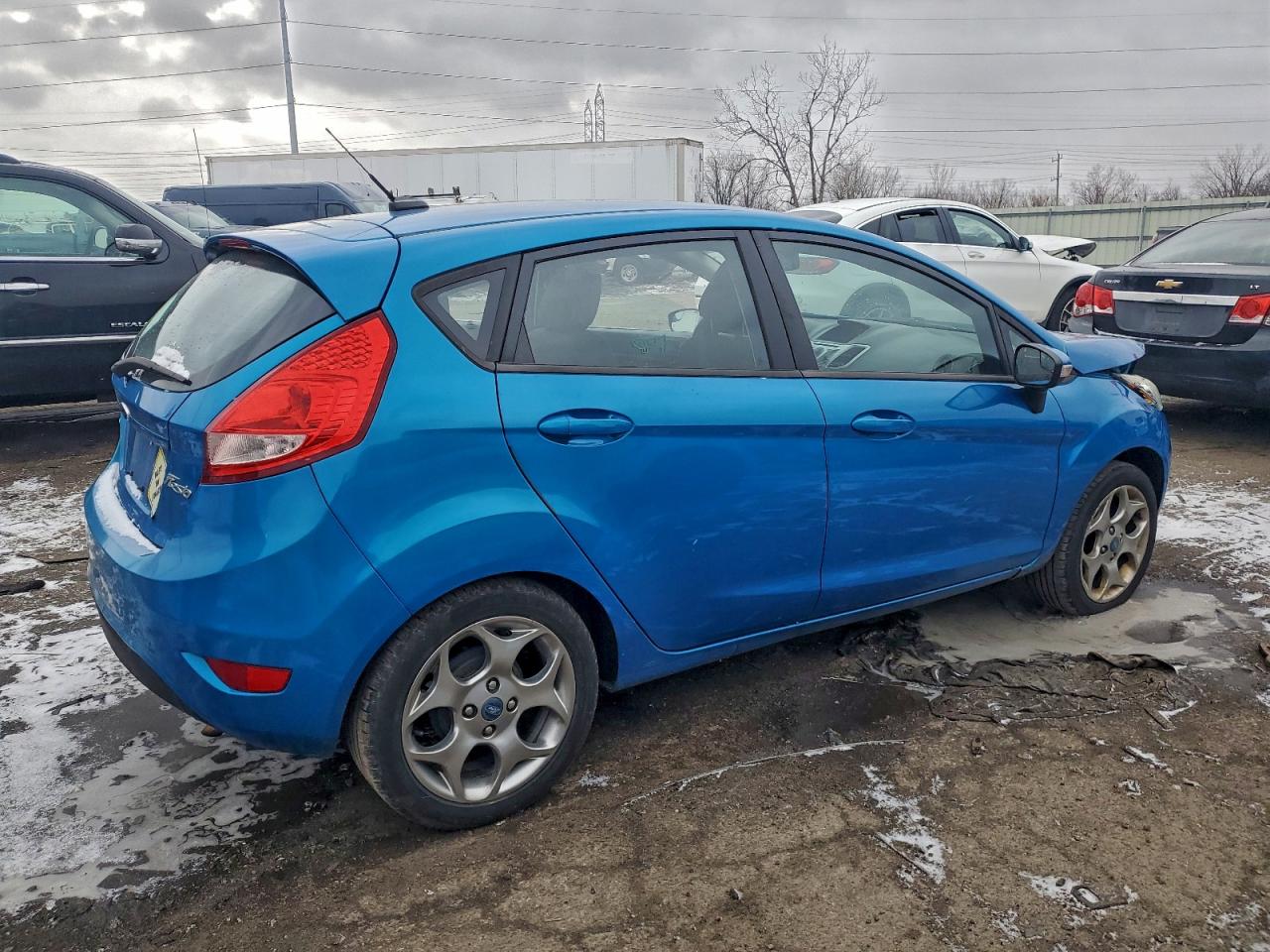 2012 FORD FIESTA SES photo 7