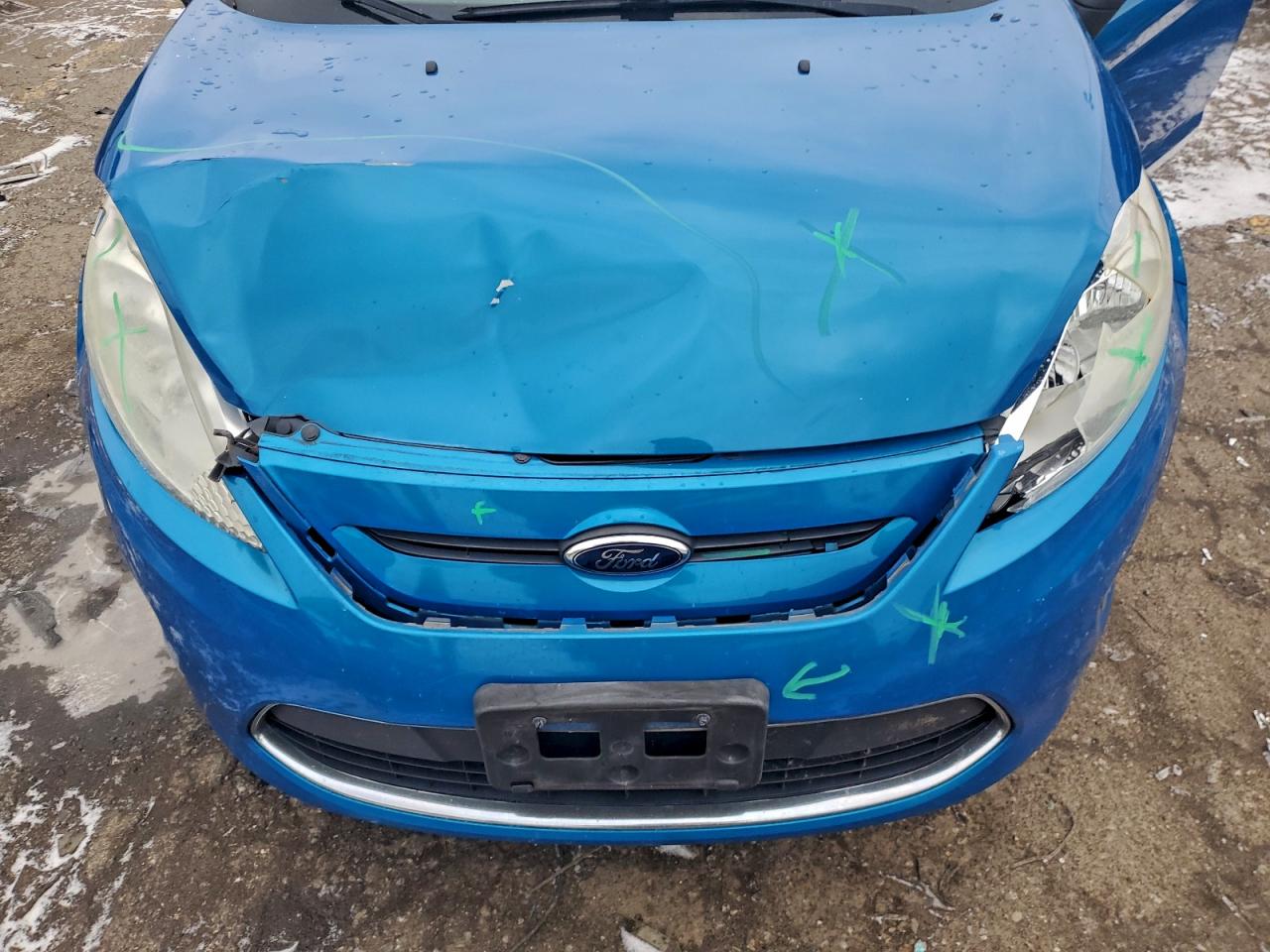 2012 FORD FIESTA SES photo 31