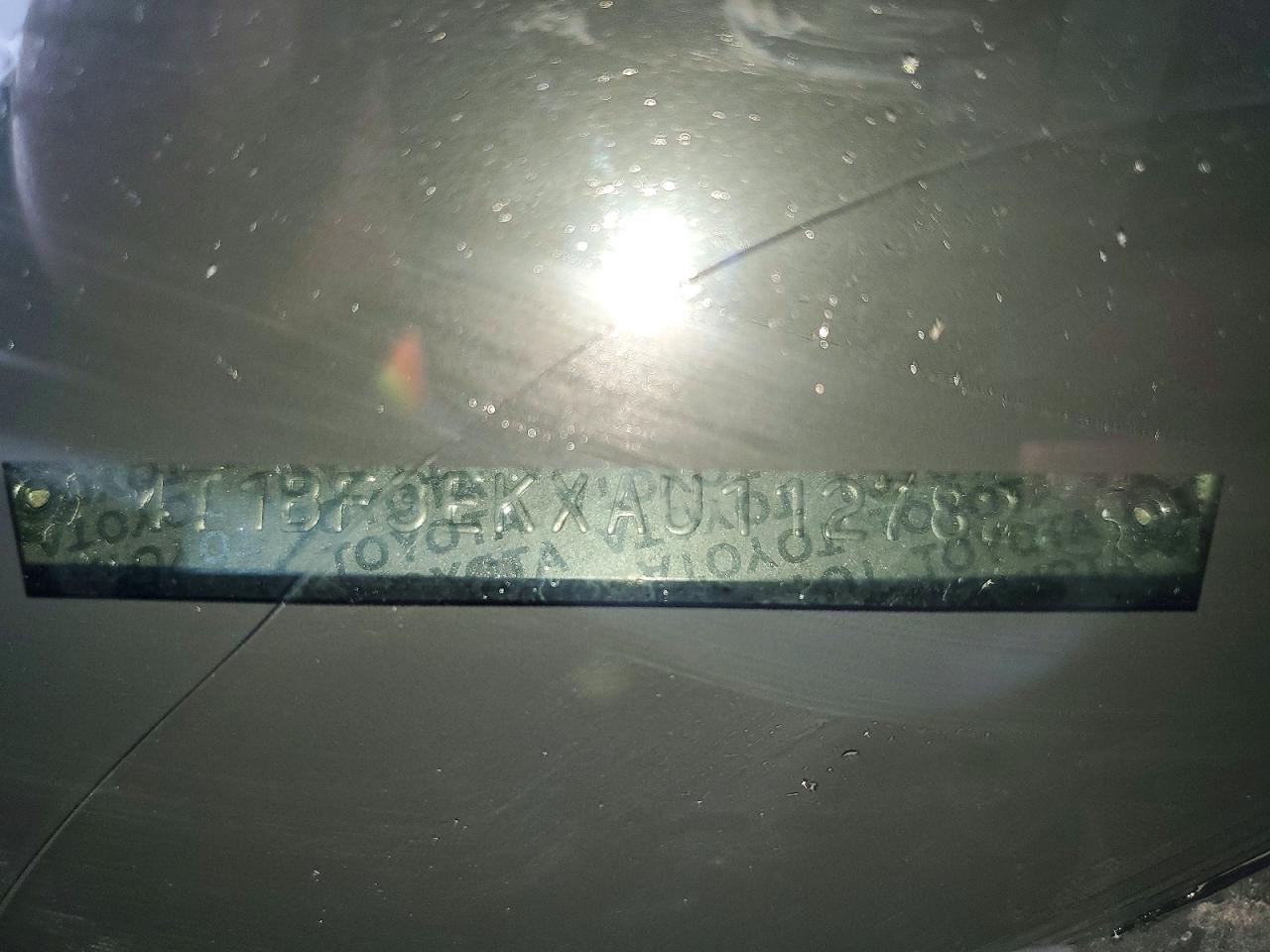 2010 TOYOTA CAMRY BASE photo 12