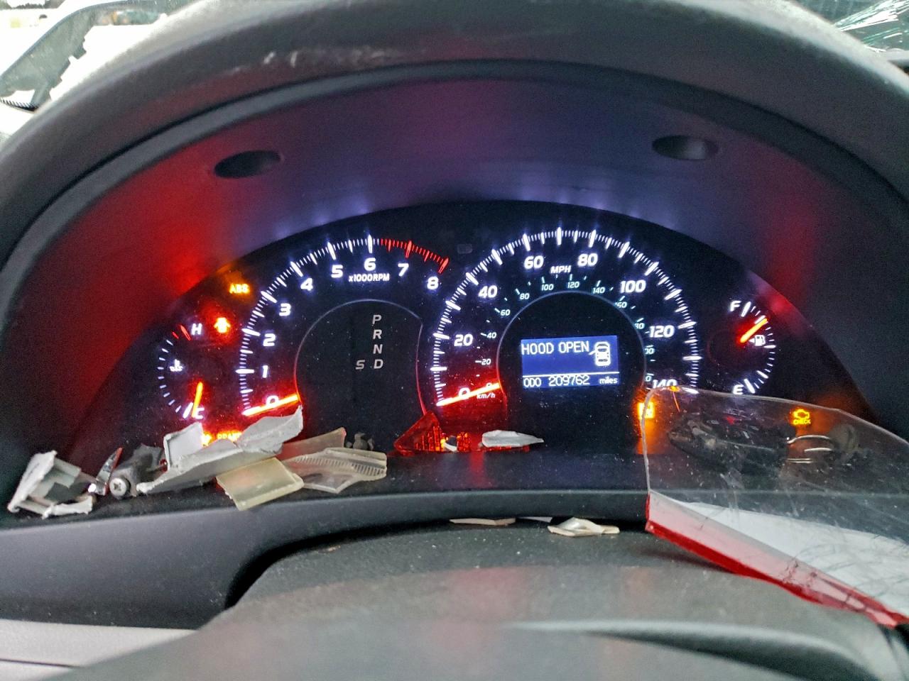2010 TOYOTA CAMRY BASE photo 25