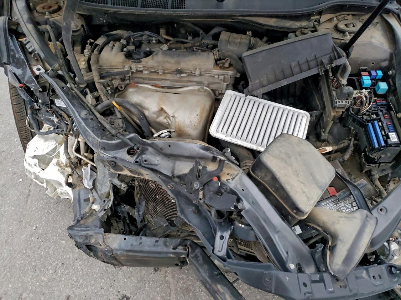 2010 TOYOTA CAMRY BASE photo 31