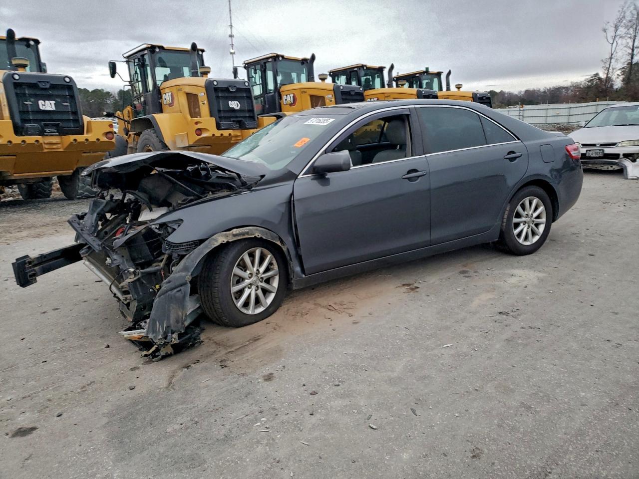 2010 TOYOTA CAMRY