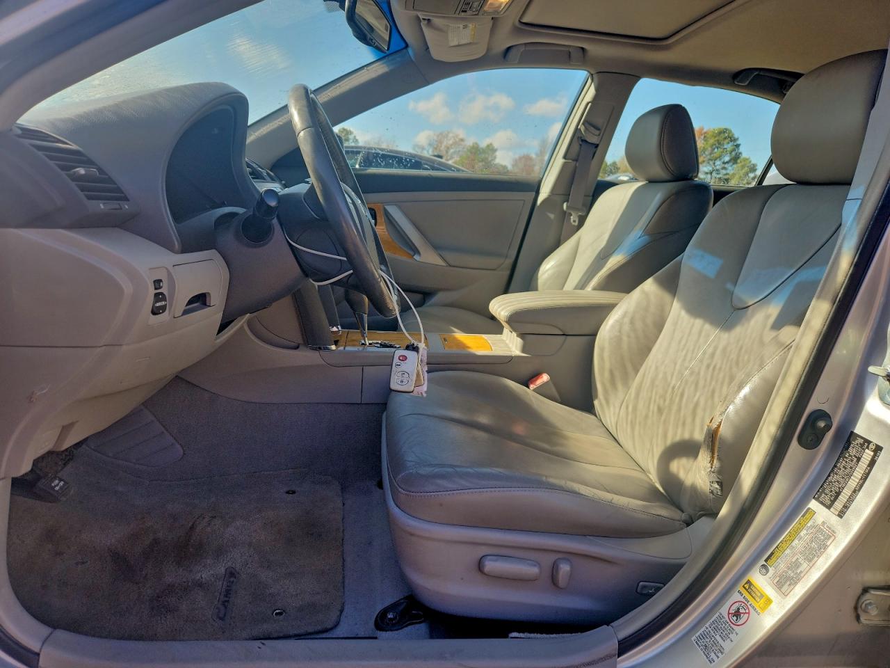 2007 TOYOTA CAMRY LE photo 13