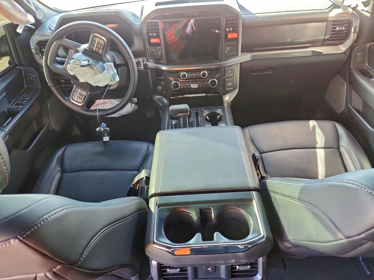2025 FORD F150 LARIAT photo 15