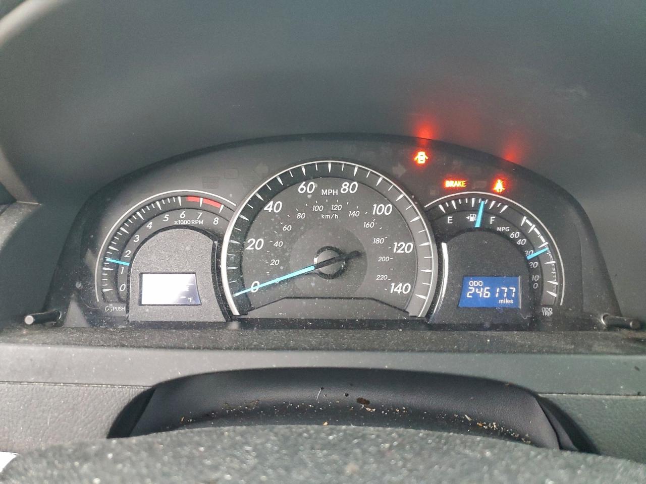 2012 TOYOTA CAMRY BASE photo 17