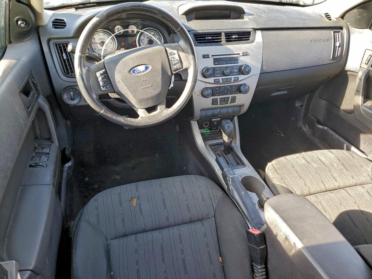 2008 FORD FOCUS SE photo 8