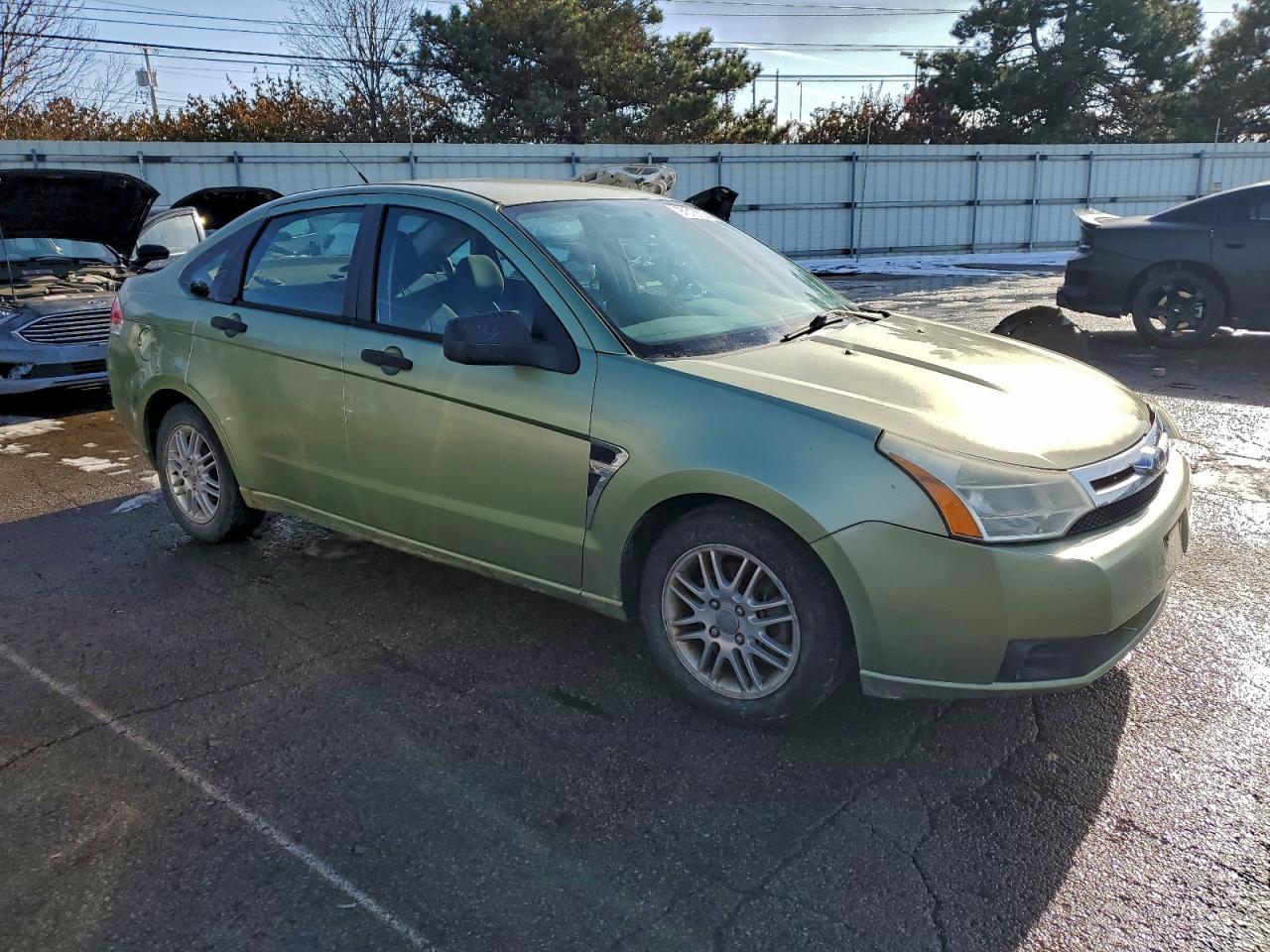 2008 FORD FOCUS SE photo 4