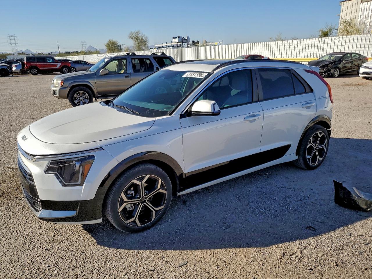 2023 KIA NIRO