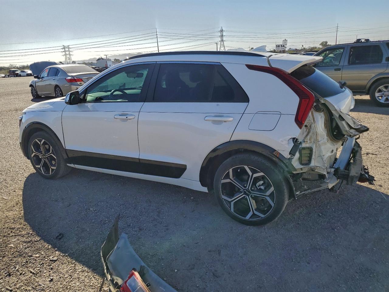 2023 KIA NIRO EX photo 2