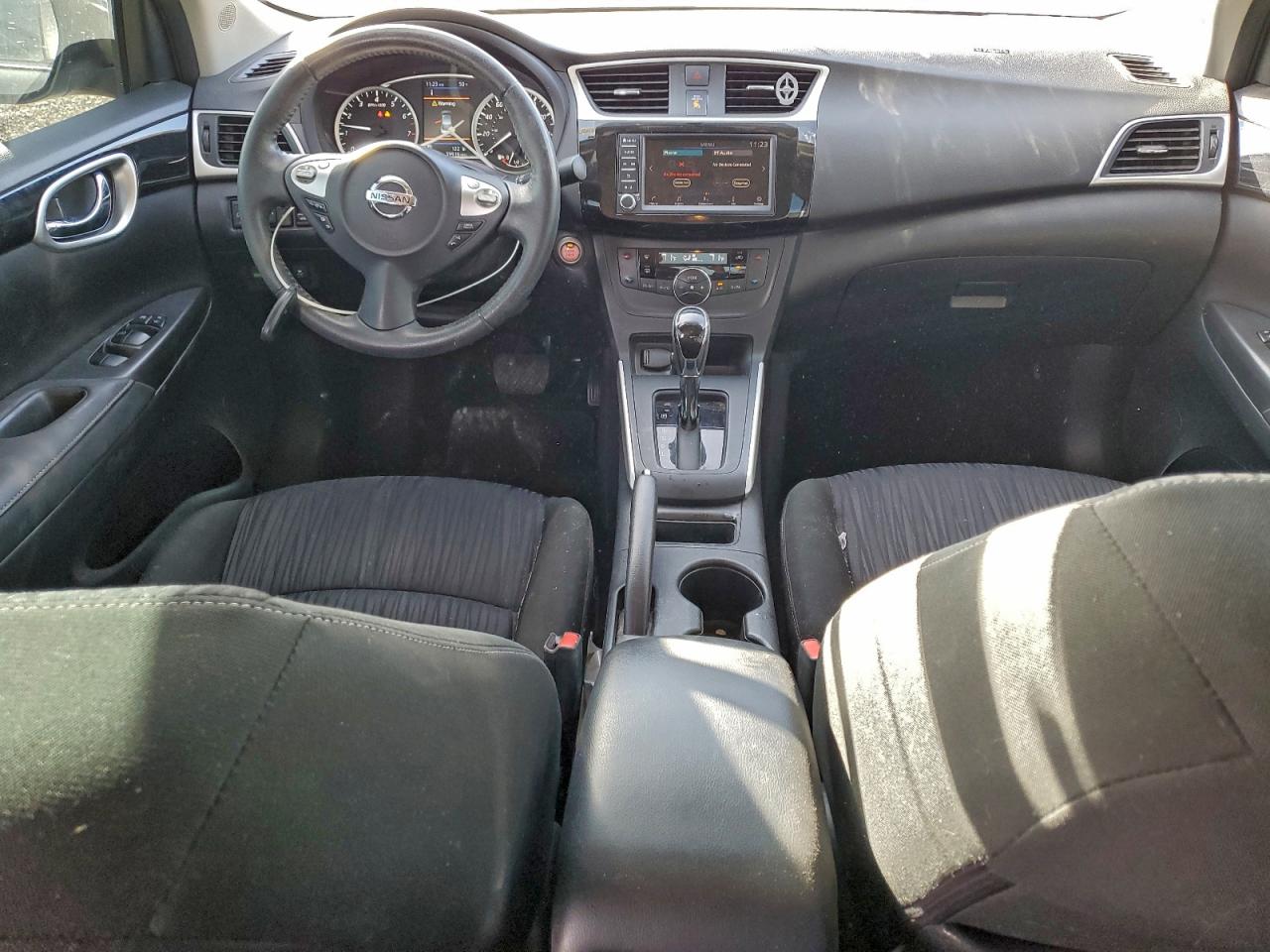 2019 NISSAN SENTRA S photo 15