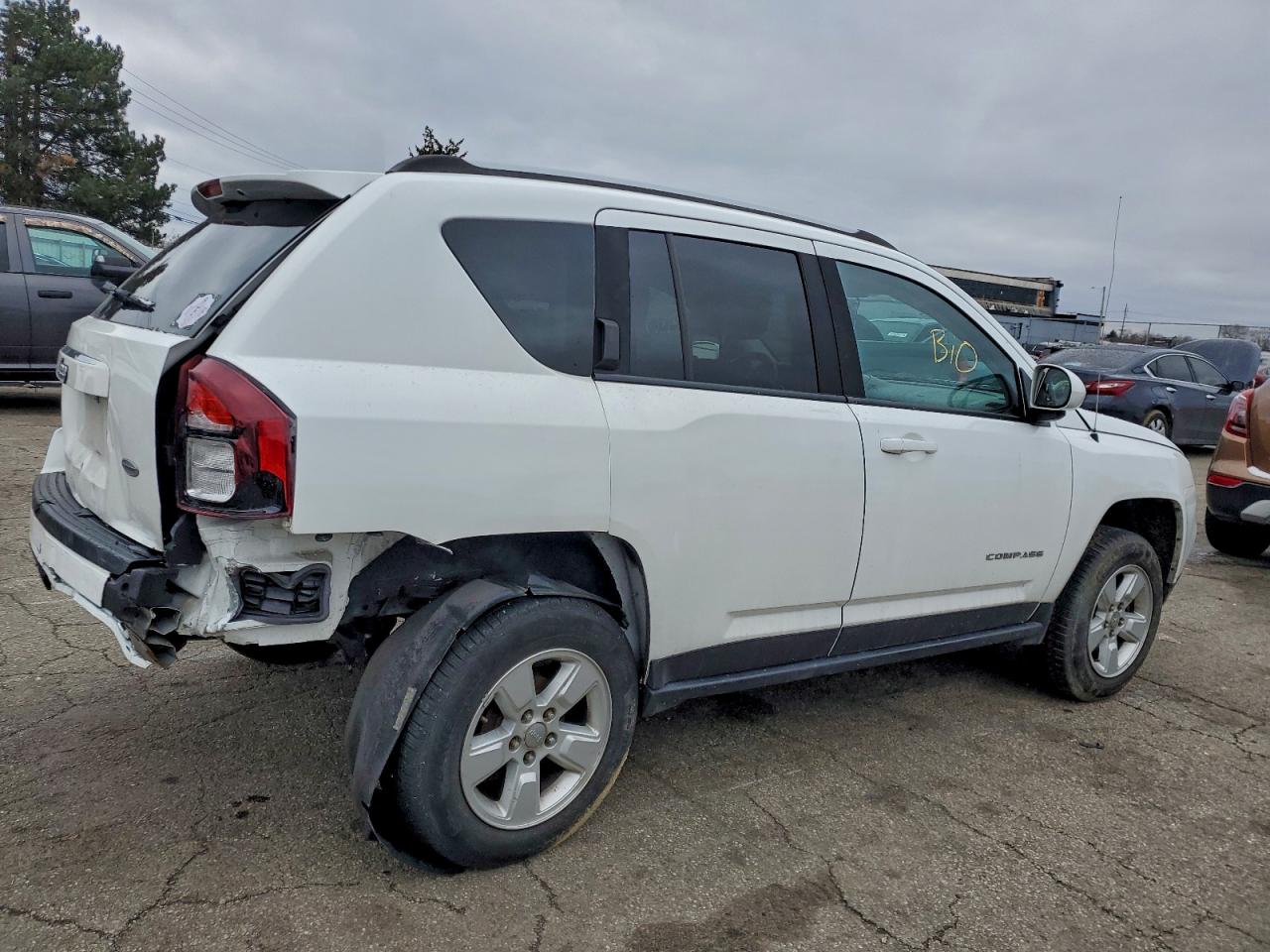 2016 JEEP COMPASS LATITUDE photo 5