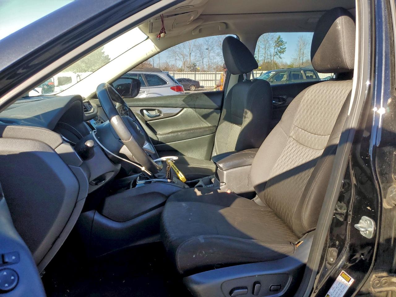 2018 NISSAN ROGUE S photo 13