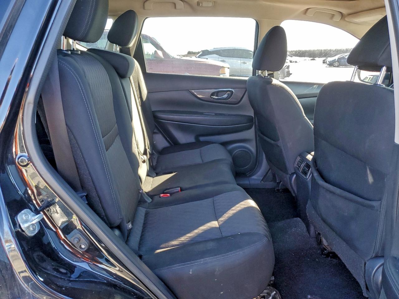 2018 NISSAN ROGUE S photo 21