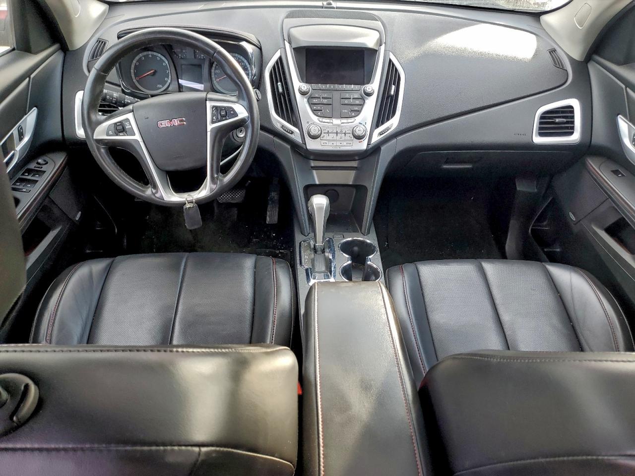 2013 GMC TERRAIN photo 8