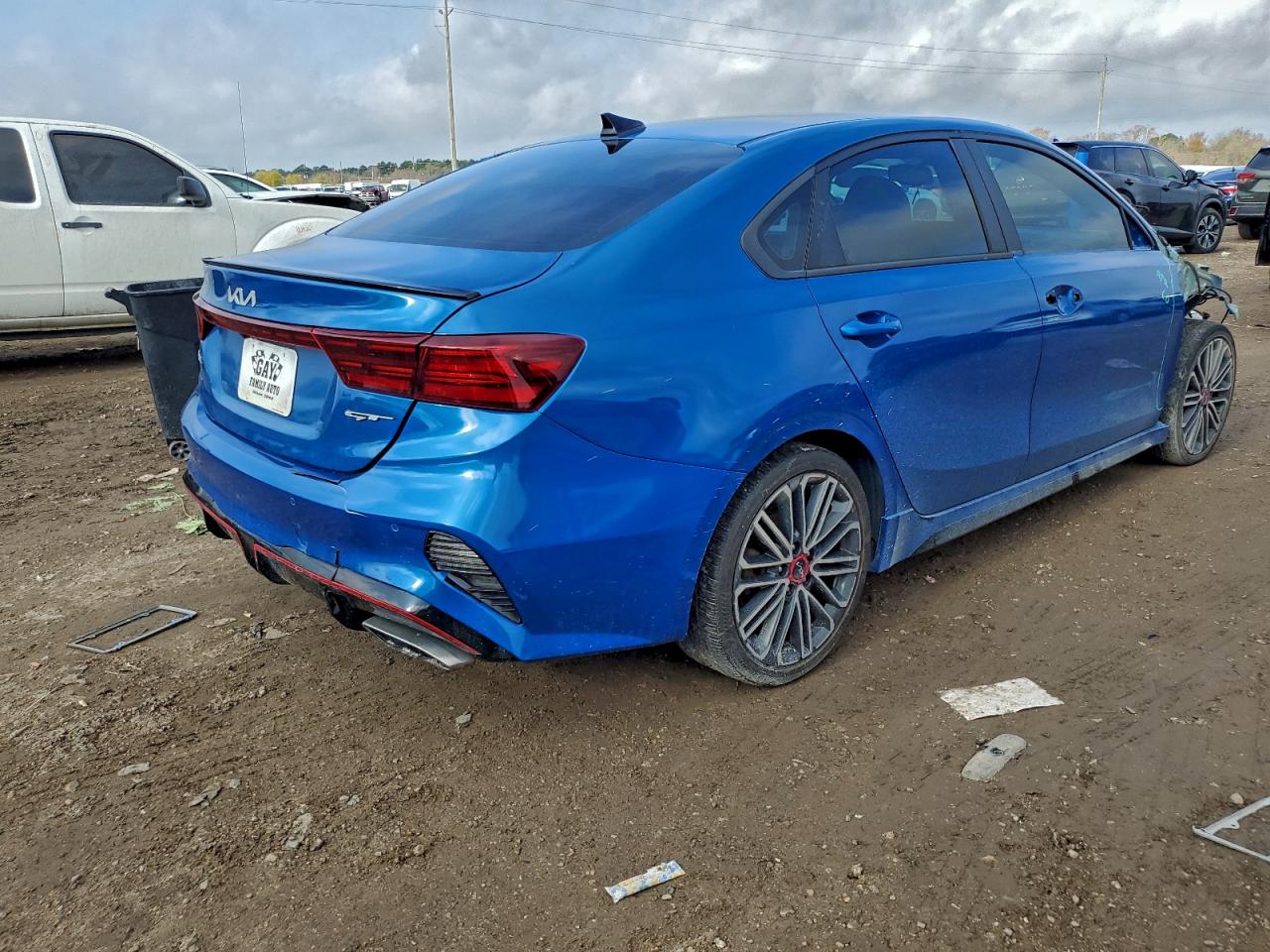 2023 KIA FORTE GT photo 5