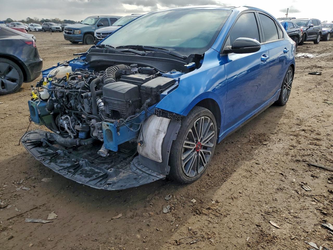 2023 KIA FORTE