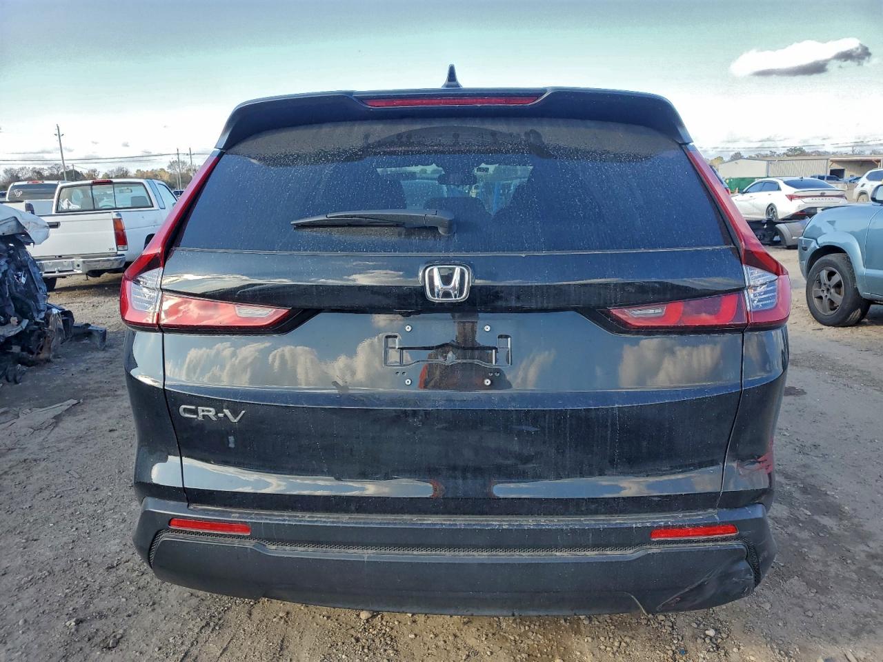 2025 HONDA CR-V LX photo 6